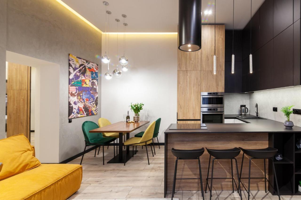 לבוב Royal Vip Apartment On Leontovicha 5 מראה חיצוני תמונה