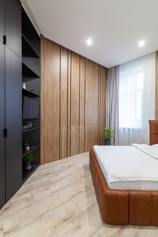 לבוב Royal Vip Apartment On Leontovicha 5 מראה חיצוני תמונה