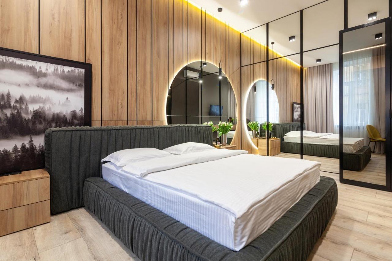 לבוב Royal Vip Apartment On Leontovicha 5 מראה חיצוני תמונה
