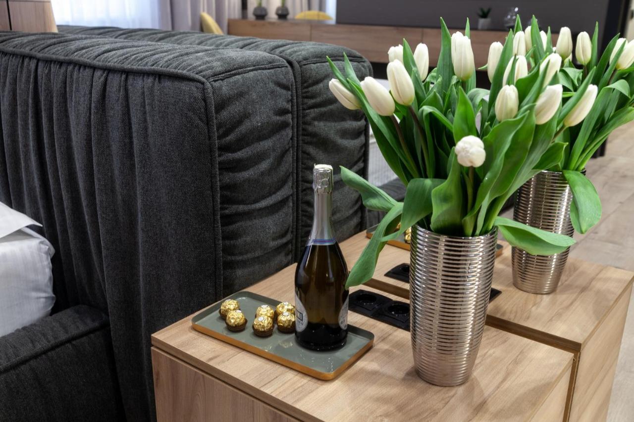 לבוב Royal Vip Apartment On Leontovicha 5 מראה חיצוני תמונה