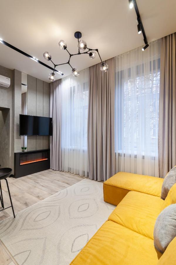 לבוב Royal Vip Apartment On Leontovicha 5 מראה חיצוני תמונה