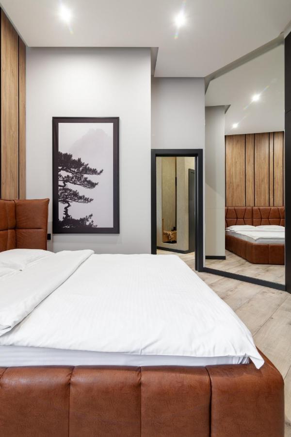 לבוב Royal Vip Apartment On Leontovicha 5 מראה חיצוני תמונה