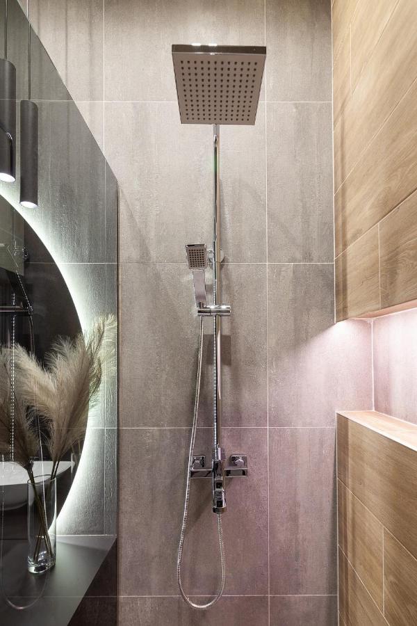 לבוב Royal Vip Apartment On Leontovicha 5 מראה חיצוני תמונה